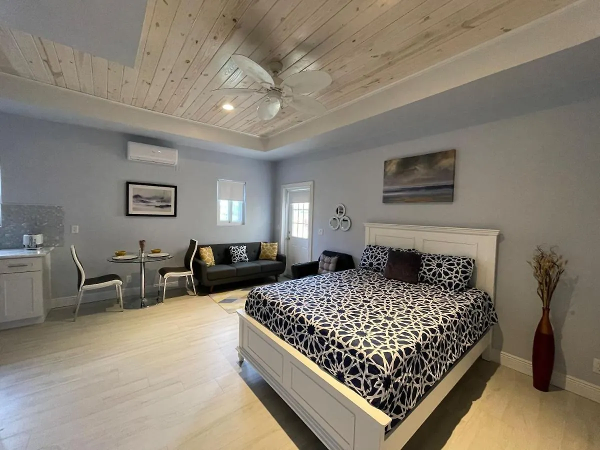 Apartament Nicoles Nest Brand New Exquisite Studio Hideaway Freeport Bahamy