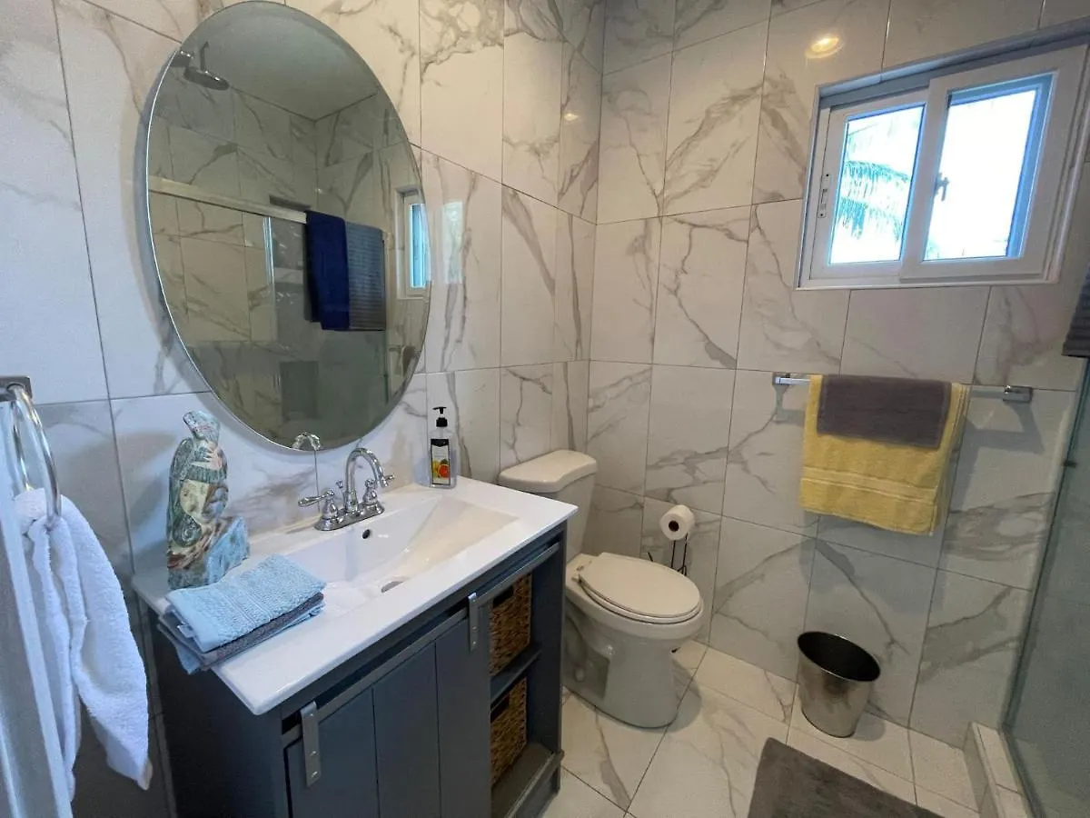 Nicoles Nest Brand New Exquisite Studio Hideaway Freeport Apartament